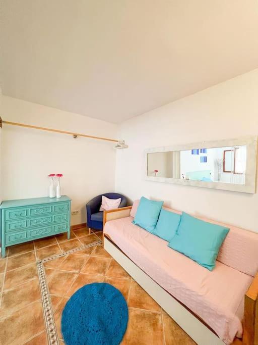 Ca Na Fulla. Agradable Casa Con Jardin Y Piscina. Feriehus *